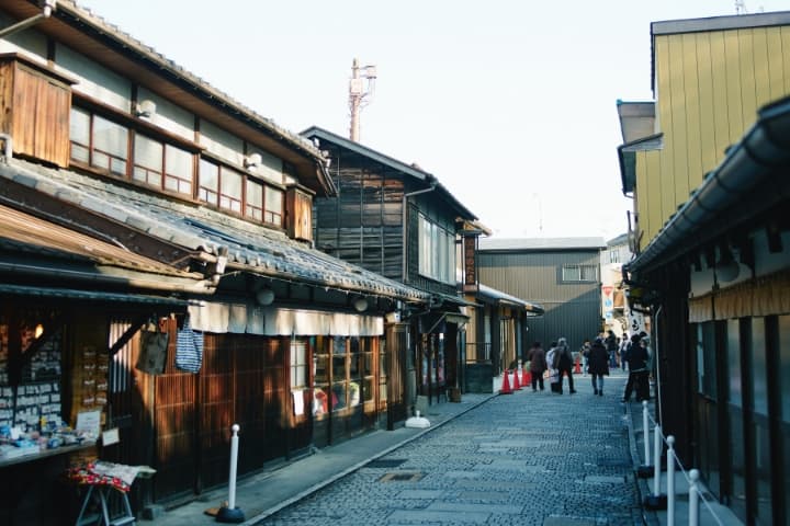 菓子屋横丁